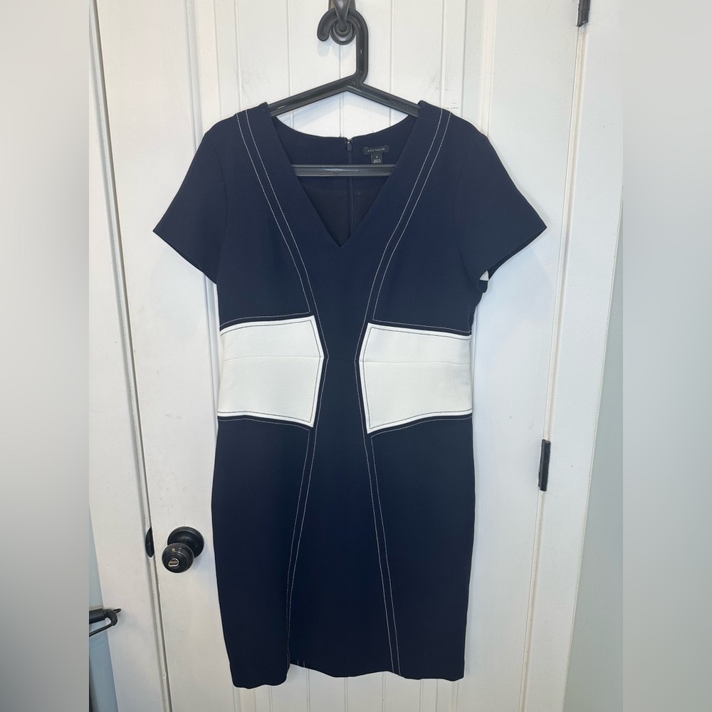 Ann Taylor Navy Blue & White Colorblock Stitch Sheath Dress Size 10 - Picture 3 of 4